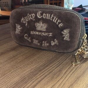 Vintage Juicy Couture Brown Sidekick II Bag** heavy Gold Accents great condition